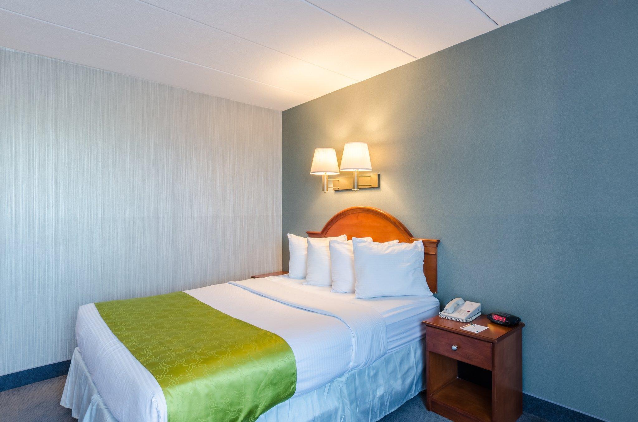 Quality Inn West Springfield Exteriör bild