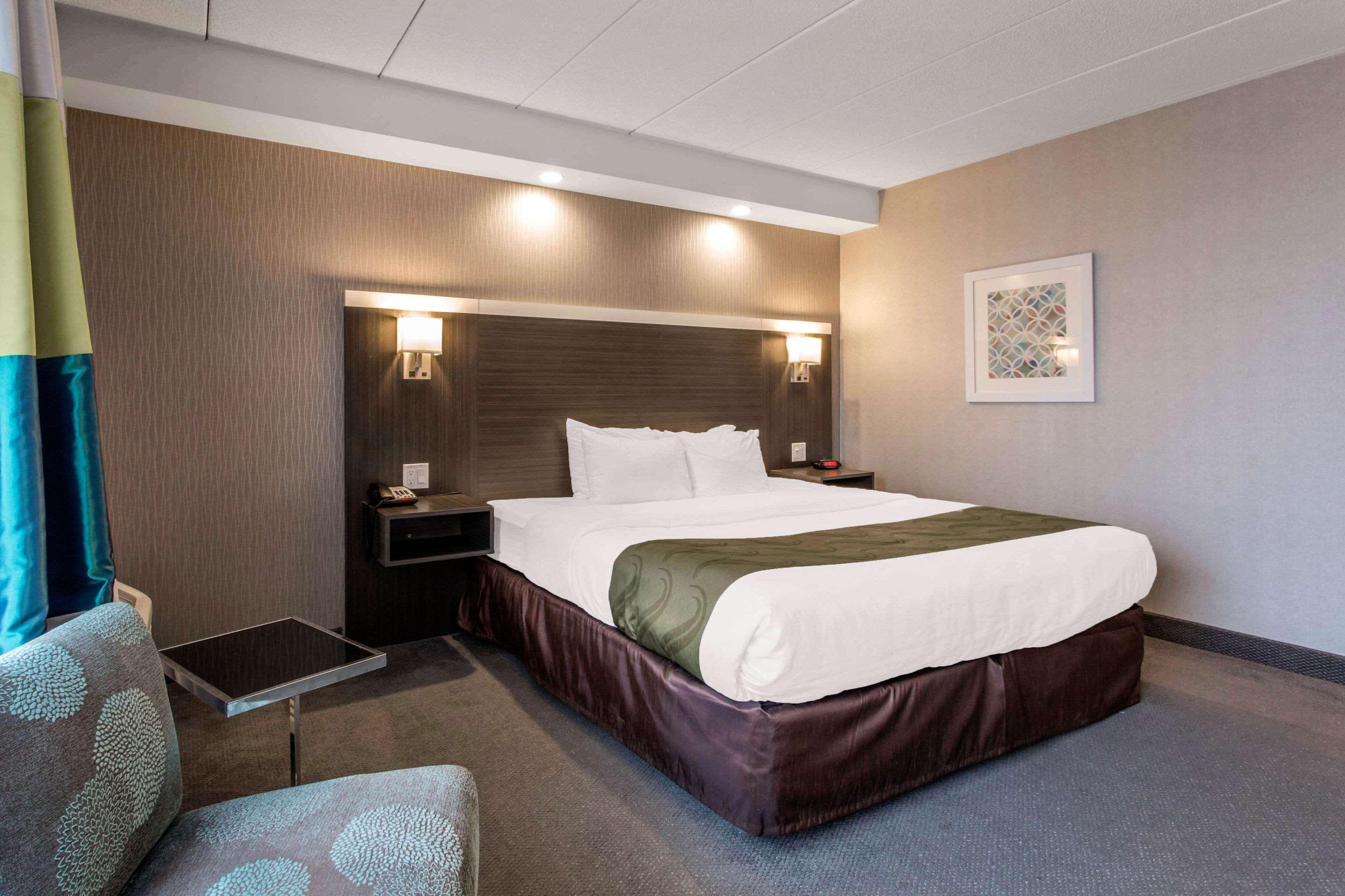 Quality Inn West Springfield Exteriör bild